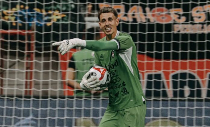 Mike Hauptmeijer kiper Bali United (instagram baliunited)